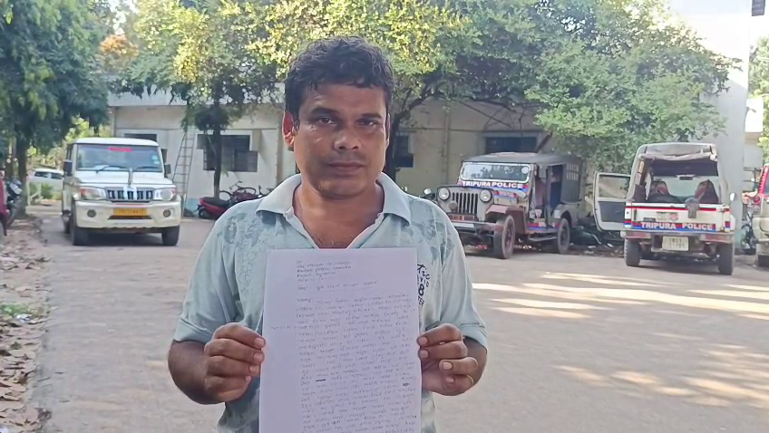  গাড়ি ভাড়া দিয়ে বিপাকে এক মালিক, শরণাপন্ন হলেন আমতলী থানার 
