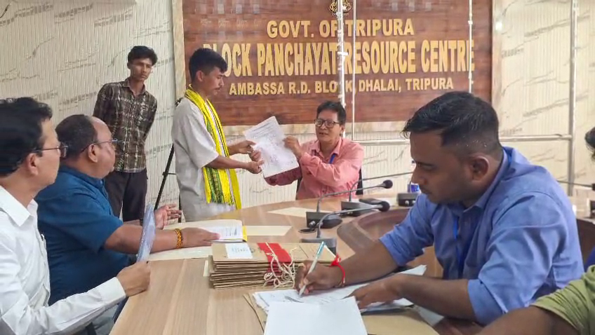 ভিলেজ কমিটিতে মনোনয়নপত্র দাখিল করল বিজেপি মনোনীত প্রার্থীরা