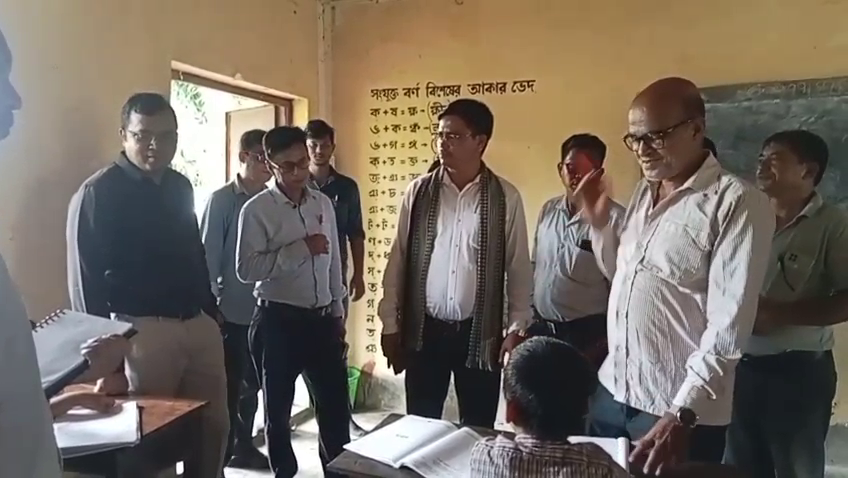 এডিসির এলাকার শিক্ষা ব্যবস্থার চরম বেহাল দশা,শিক্ষকদের দক্ষতা অর্জনে কাজ করছে সরকার, লেফুঙ্গায় জেলা শাসক