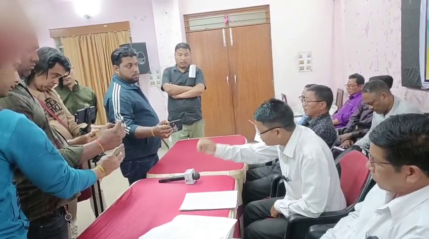 জাতীয় সড়ক ও রেল অবরোধ করবে টিজিআরডিসি :