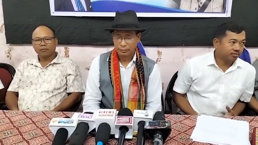  ৭৪ সদস্যের রাজ্য কমিটি ঘোষিত,সকল অংশের জনগণকে নিয়ে কাজ করবে রিপাবলিকান পার্টি অফ ইন্ডিয়ার রাজ্য শাখা 