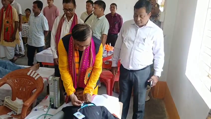 বাবা গরিয়া মিশনের উদ্যেগে এক রক্ত দান শিবির অনুষ্ঠিত হয়                    