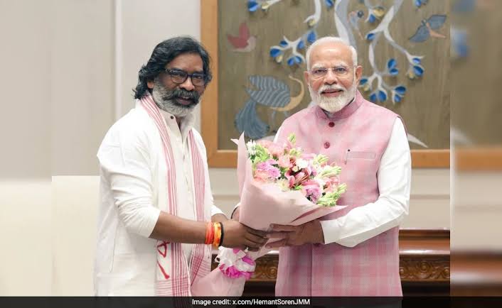জন্মদিনে হেমন্ত সোরেনকে শুভেচ্ছা প্রধানমন্ত্রীর, সুস্বাস্থ্য ও দীর্ঘায়ু কামনা