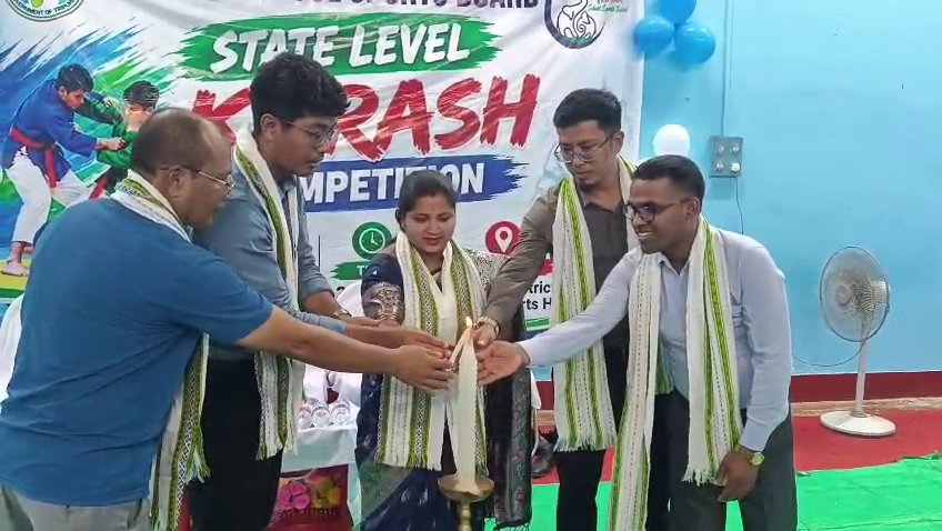 ধলাই জেলা ইনডোর স্পোর্টস হলে শুরু হলো রাজ্যভিত্তিক কুরাশ প্রতিযোগিতা
