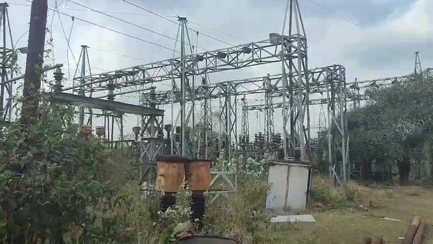 শান্তিরবাজারের পুরাতন ইলেক্ট্রিক অফিসে যেন আগুনের খেলা থামছেই না।