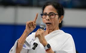তৃণমূলের সব কমিটি, শাখা সংগঠন ভেঙে দিলেন মমতা