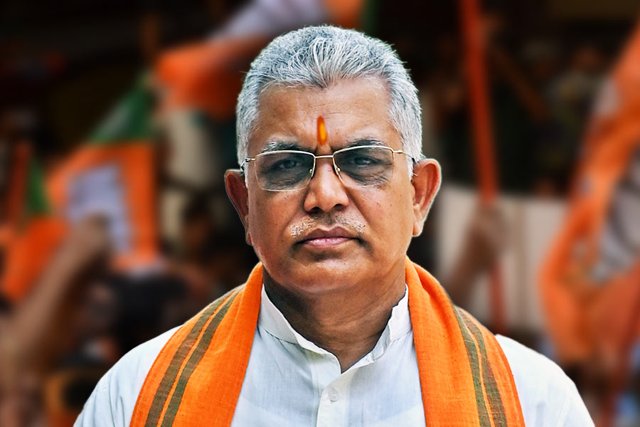 সরকারের প্রধান লক্ষ্য শুধু কাজ, প্রচার নয় : দিলীপ ঘোষ