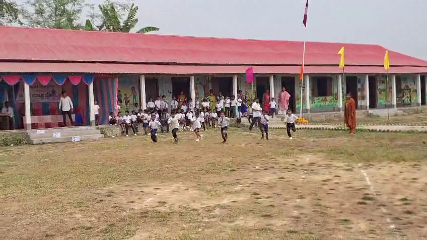 লালছড়িতে অবস্থিত ধলাই পাবলিক স্কুলে পালিত হলো বার্ষিক ক্রীড়া প্রতিযোগিতা