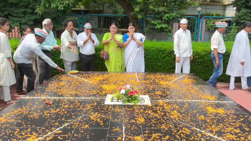 বৃহস্পতিবার প্রাক্তন প্রধানমন্ত্রী প্রয়াত রাজীব গান্ধীর 