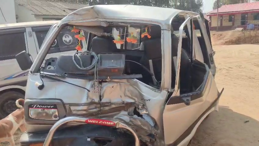 দুর্ঘটনায় মৃত্যু  প্রদীপ দাস নামে  ২১ বছরের যুবকের