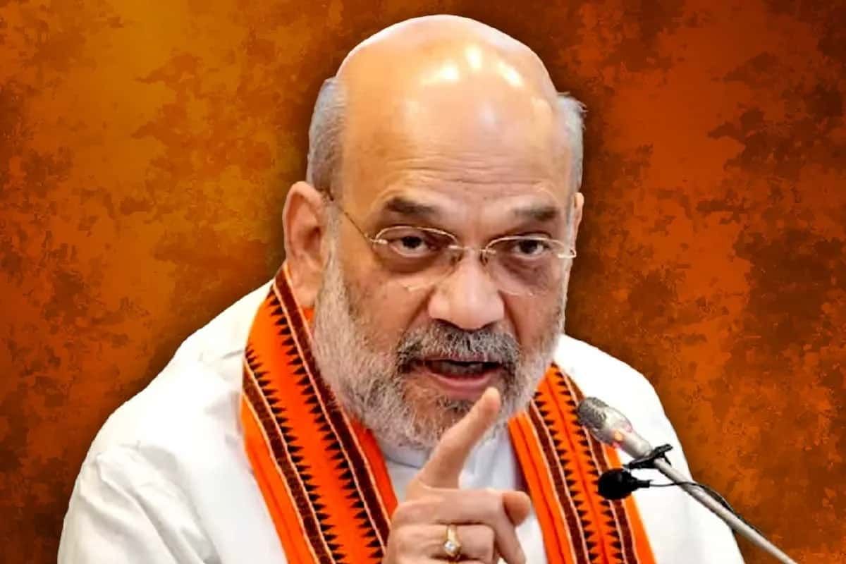 রাহুল গান্ধী সংসদে যান চা–পকোড়া খেতে, সংসদের বিষয় বোঝেন না : অমিত শাহ