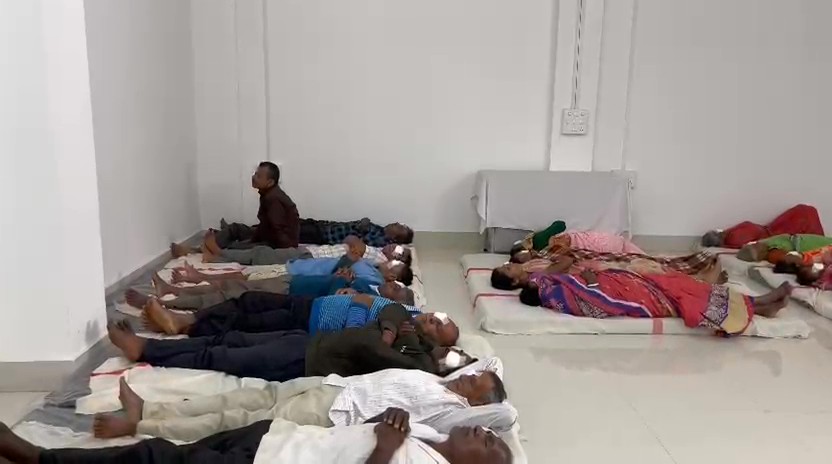 শান্তির বাজার জেলা হাসপাতালে অনুষ্ঠীত হয় এক মেগা চক্ষু শিবির। 