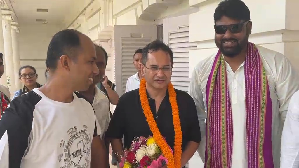 দায়িত্ব বাড়ল