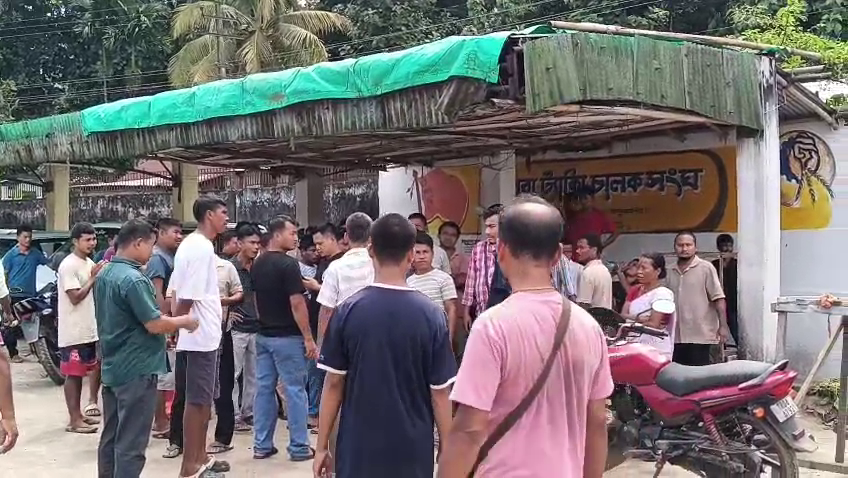 আবারো উত্তপ্ত হয়ে ওঠে আমবাসা মোটর স্ট্যান্ড